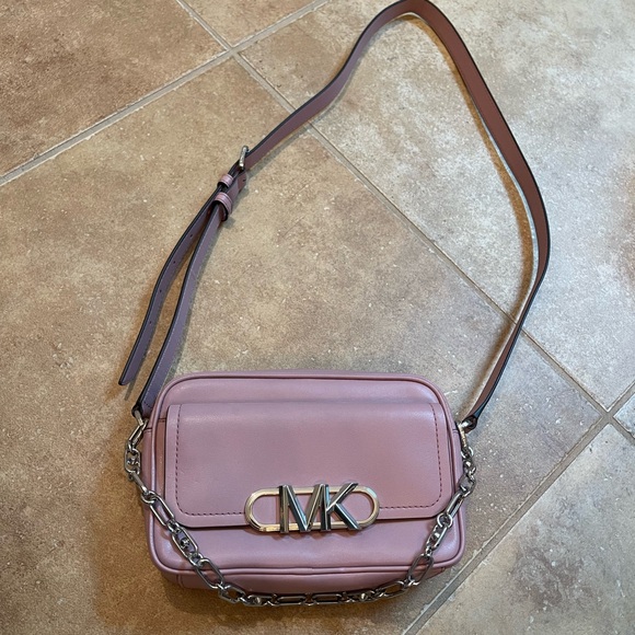 Michael Kors Parker Crossbody - Picture 3 of 6